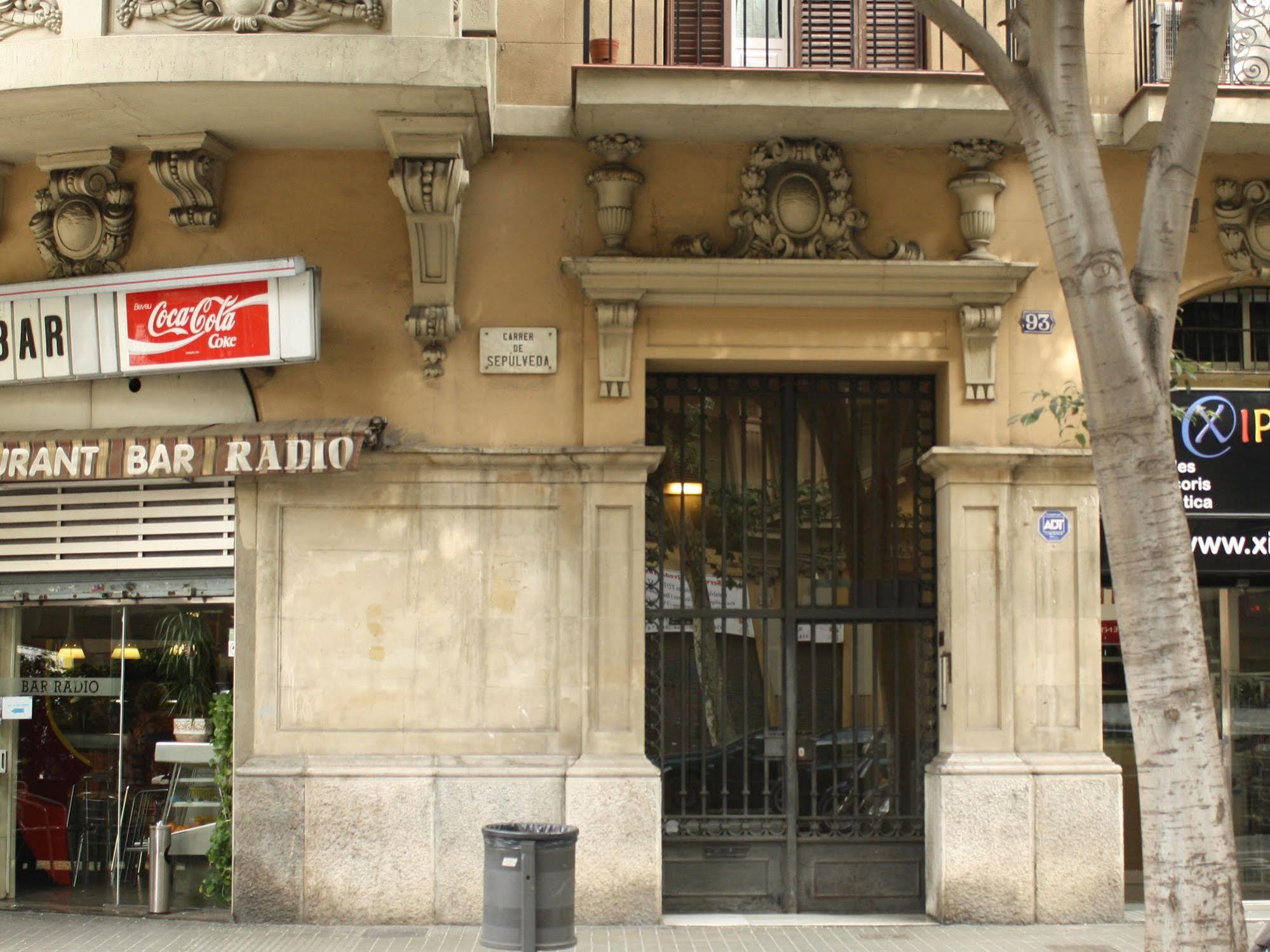 Bed and Breakfast Casa Trianon Barcellona Esterno foto